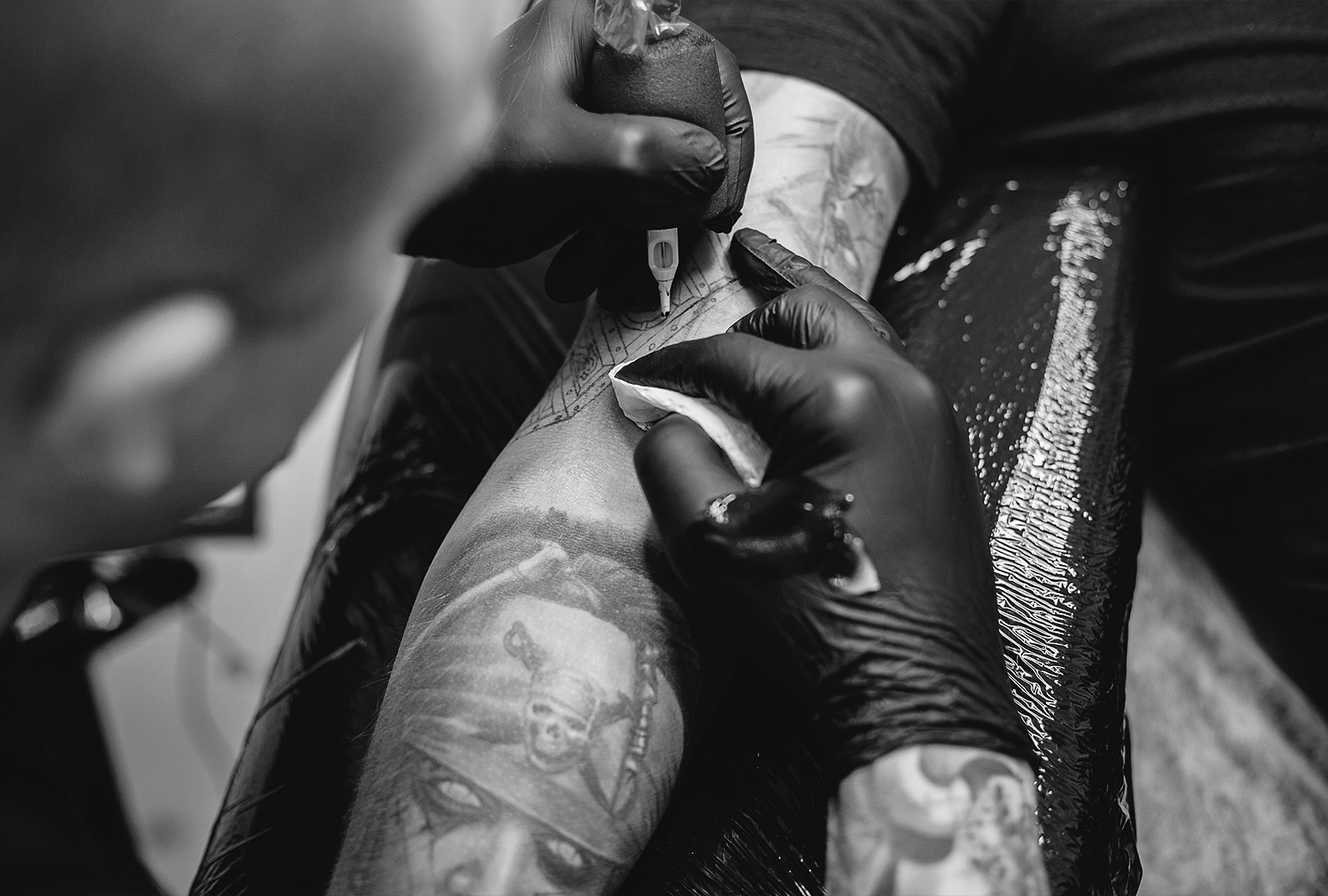 ink-art-marbella-02